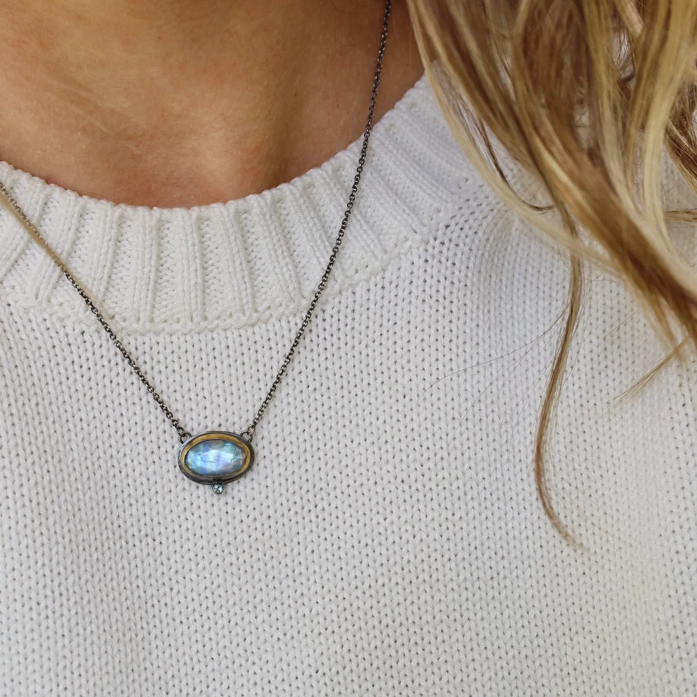 Crescent Rim Necklace with Moonstone