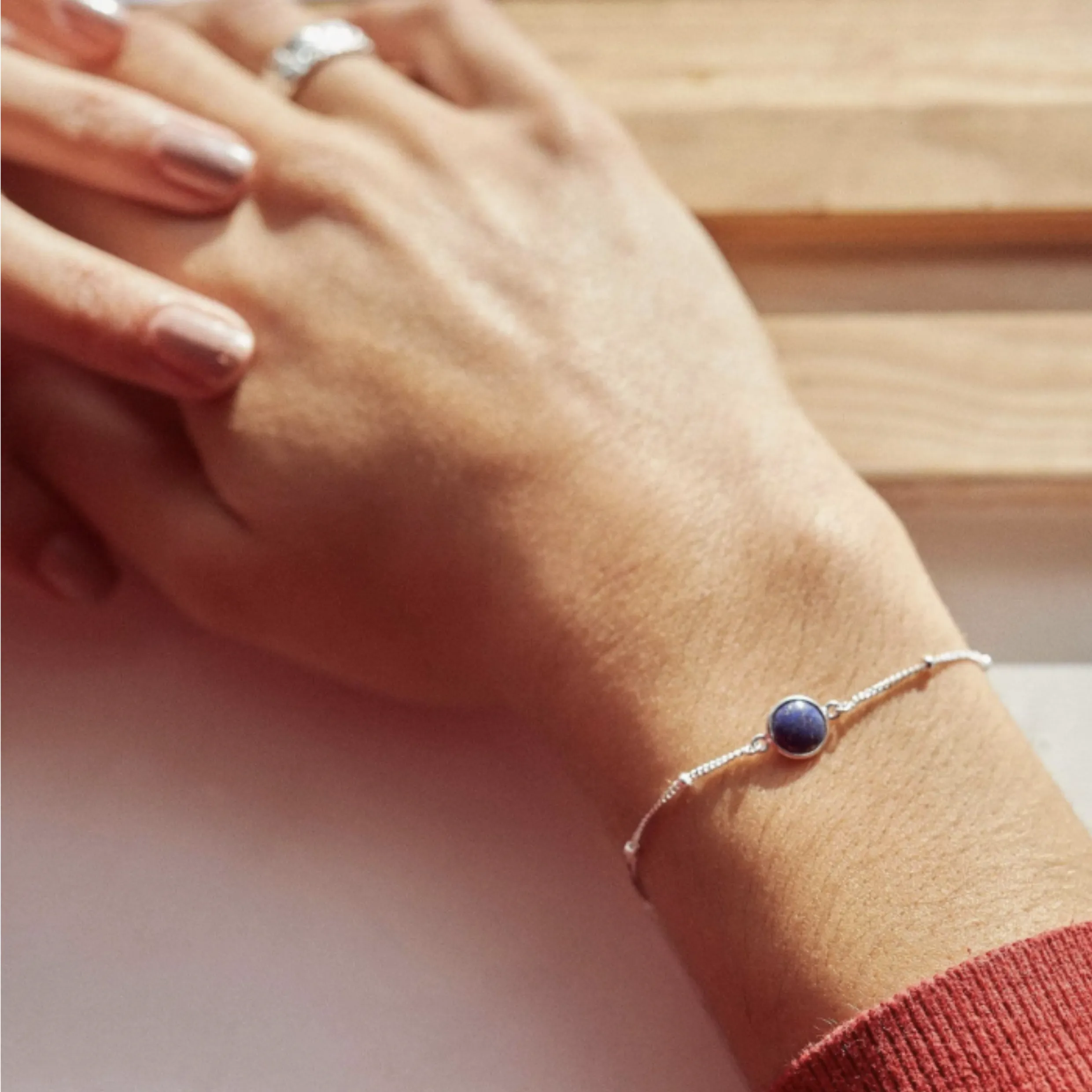 Daisy London LAPIS HEALING STONE BOBBLE BRACELET SILVER HBR1004_SLV