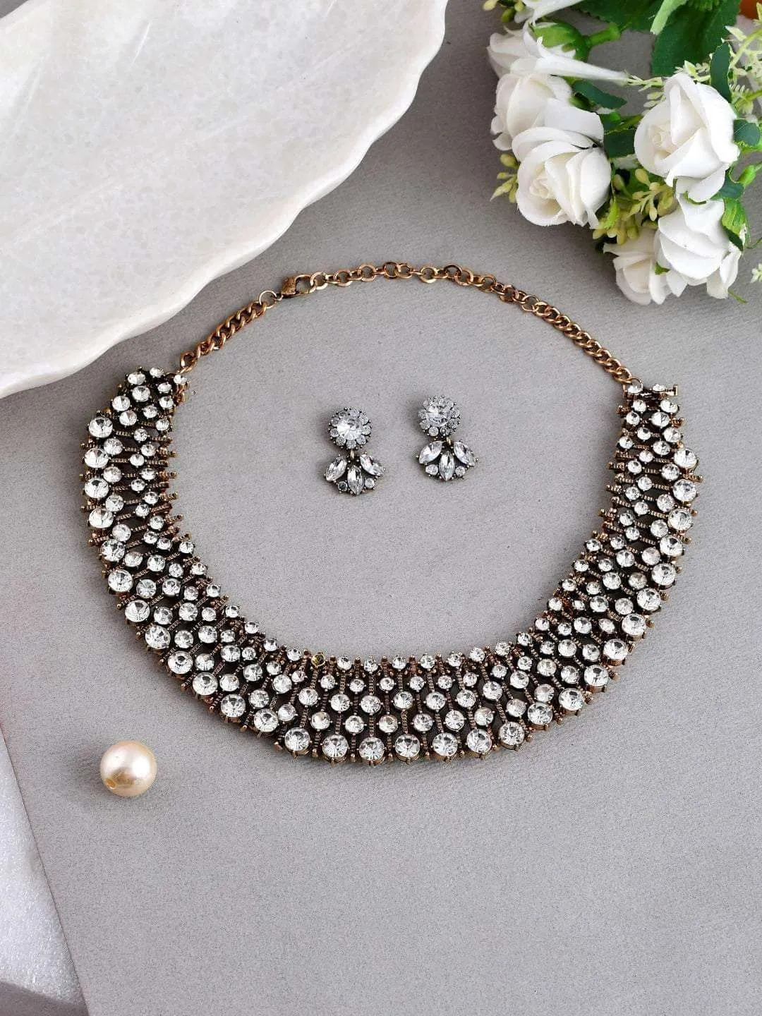 Diamond Choker With Earring Gold