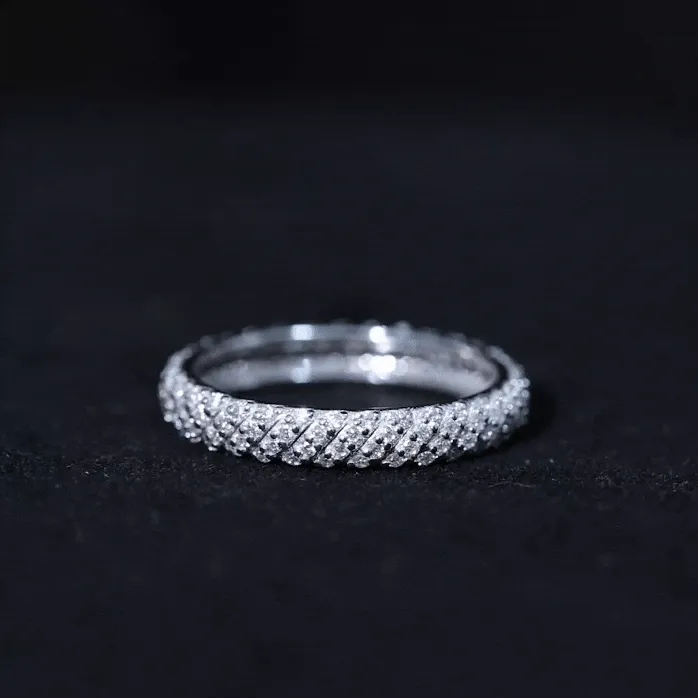 Elegant Moissanite Wedding Band Ring