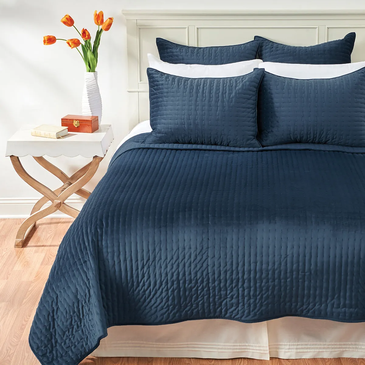 Lapis Velvet Quilt Set