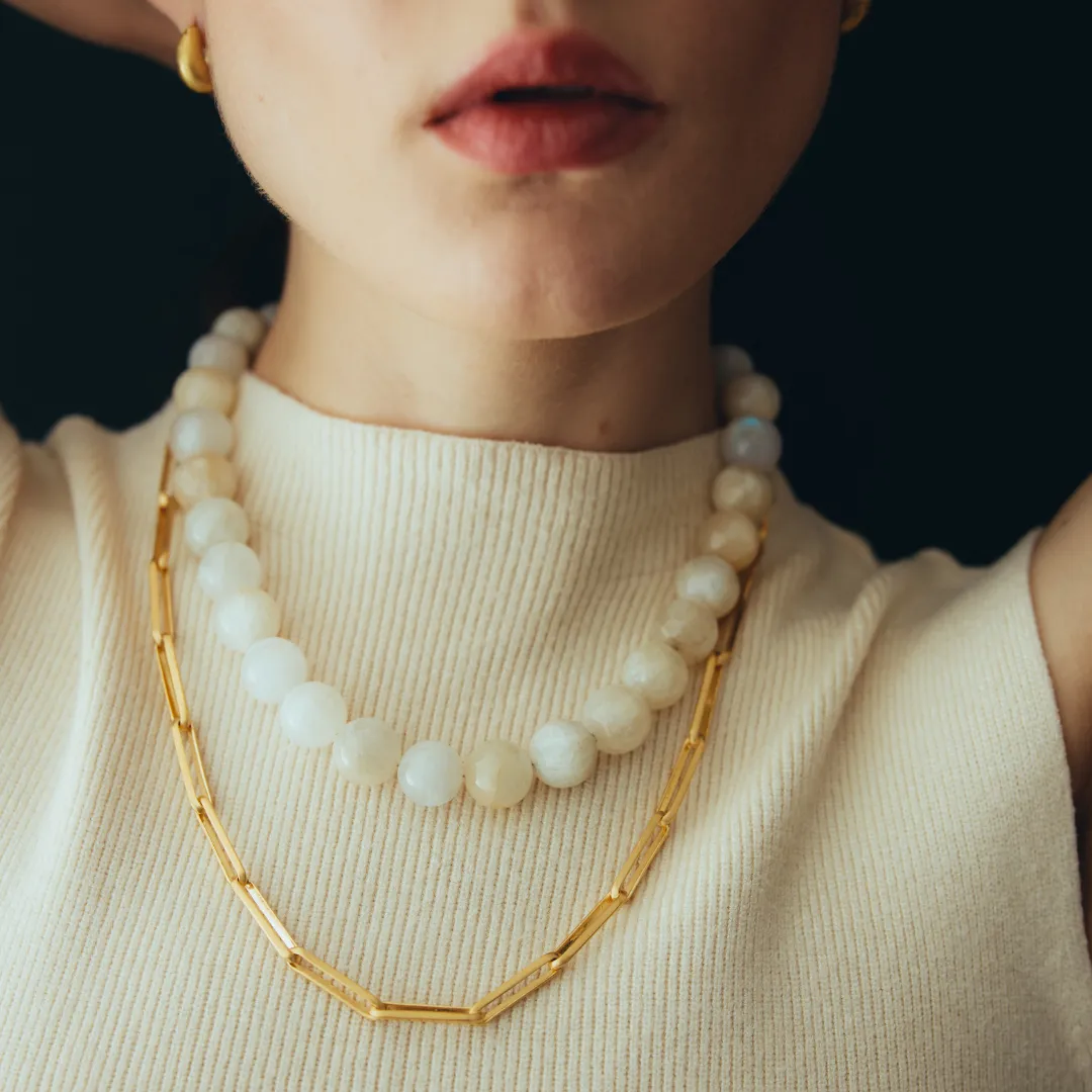 Milky moonstone Gold-Vermeil necklace /  BOULE