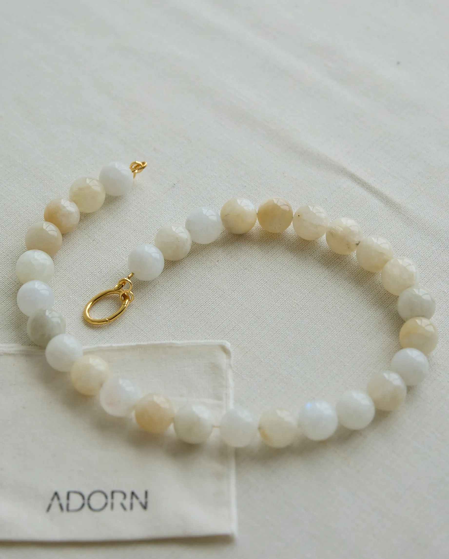 Milky moonstone Gold-Vermeil necklace /  BOULE