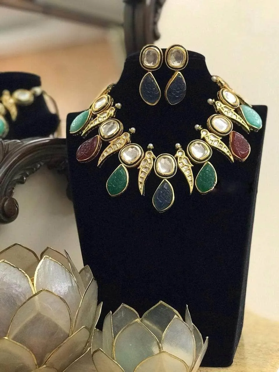 Parrot Motif Kundan Necklace