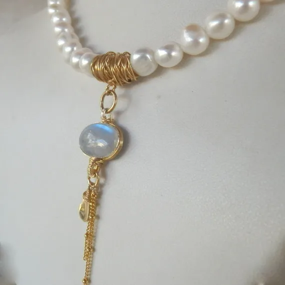 Pearl Moonstone Eye Necklace