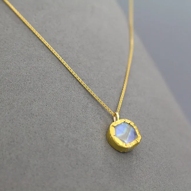 Round Gold Moonstone Pendant Necklace